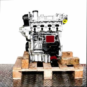 Side view of a CJZD engine on a wooden pallet against a white background. The engine is vertically oriented.